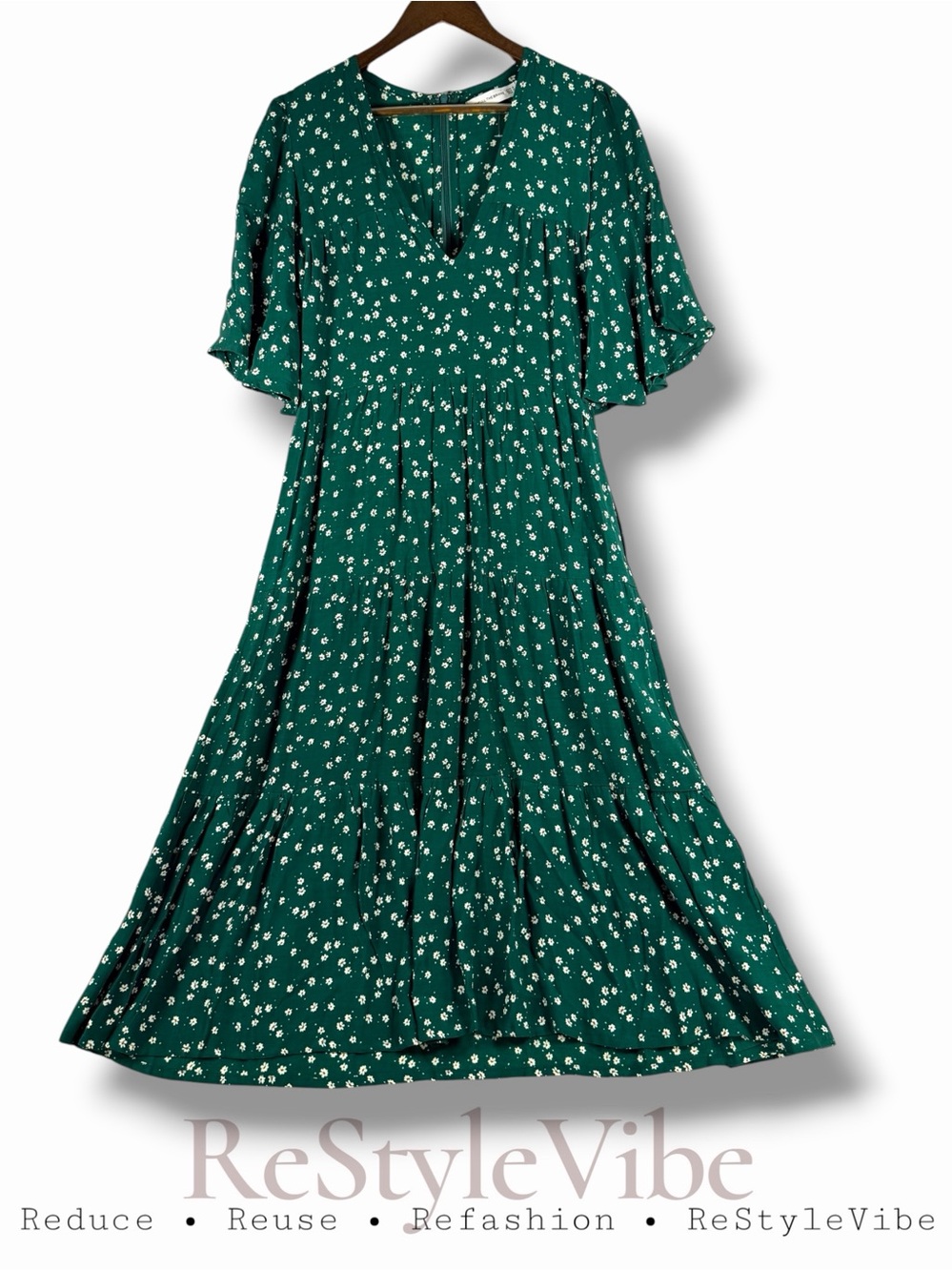 FAITHFULL THE BRAND Women’s Size 4 Dress Midi Floral Flutter Sleeve V-Neckline